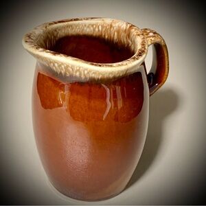 Vintage Hull Pottery Drip Glaze Creamer Pitcher – Brown / Tan